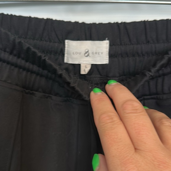 Lou & Grey Luv Stretch joggers with side and back pockets, size L - Picture 4 of 6